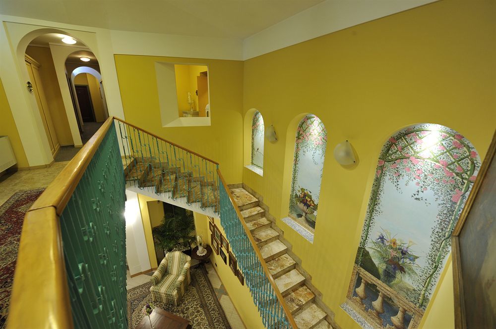 Villa Kinzica Sale Marasino Exterior photo